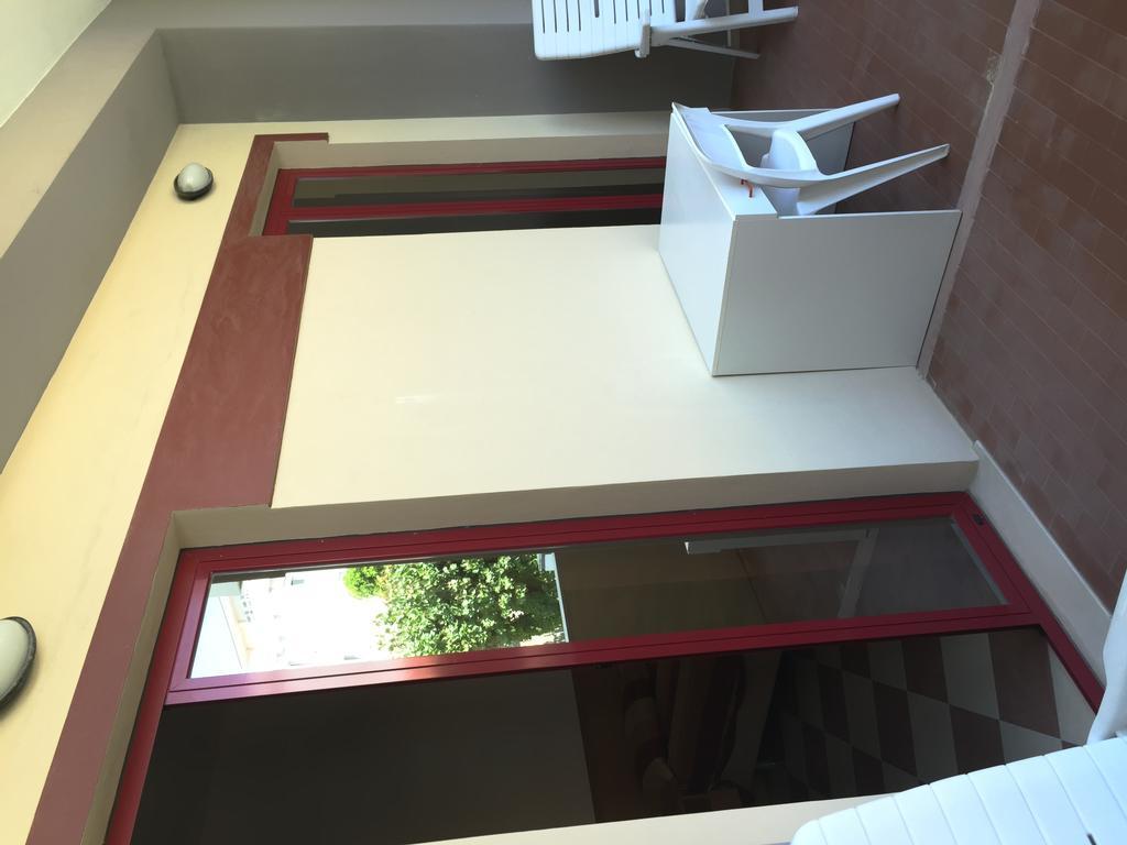 Hotel Fiorella Сенигаллия Номер фото